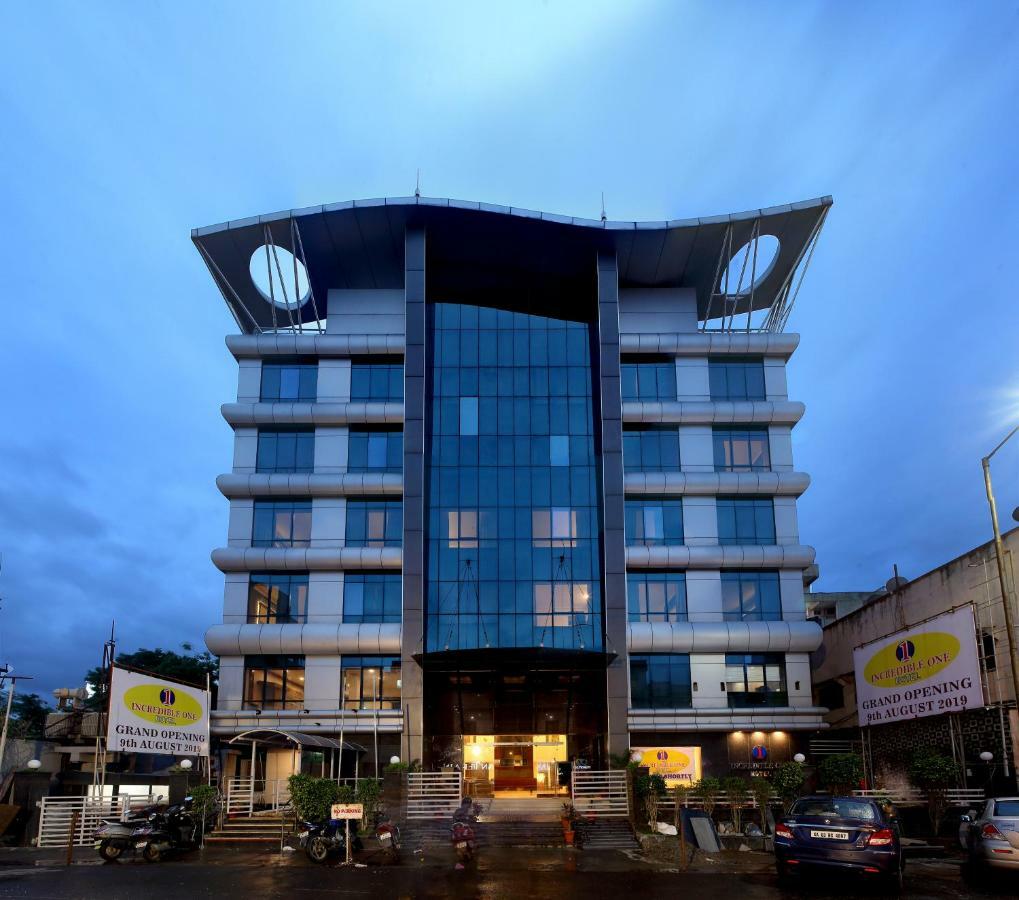 Incredible One Hotel Secunderabad Экстерьер фото