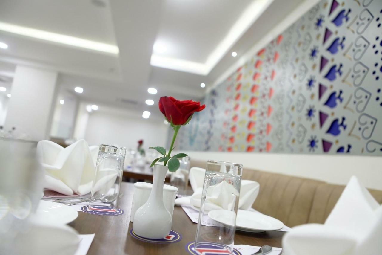 Incredible One Hotel Secunderabad Экстерьер фото